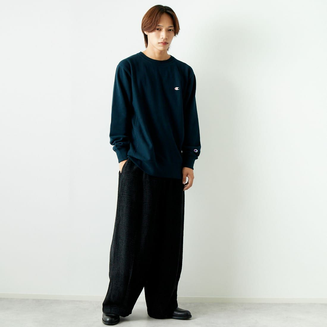 Champion [チャンピオン] リバースウィーブ(R) クルーネックスウェットシャツ [C3-Y031] 370 ﾈｲﾋﾞｰ &&モデル身長：179cm 着用サイズ：XL&&