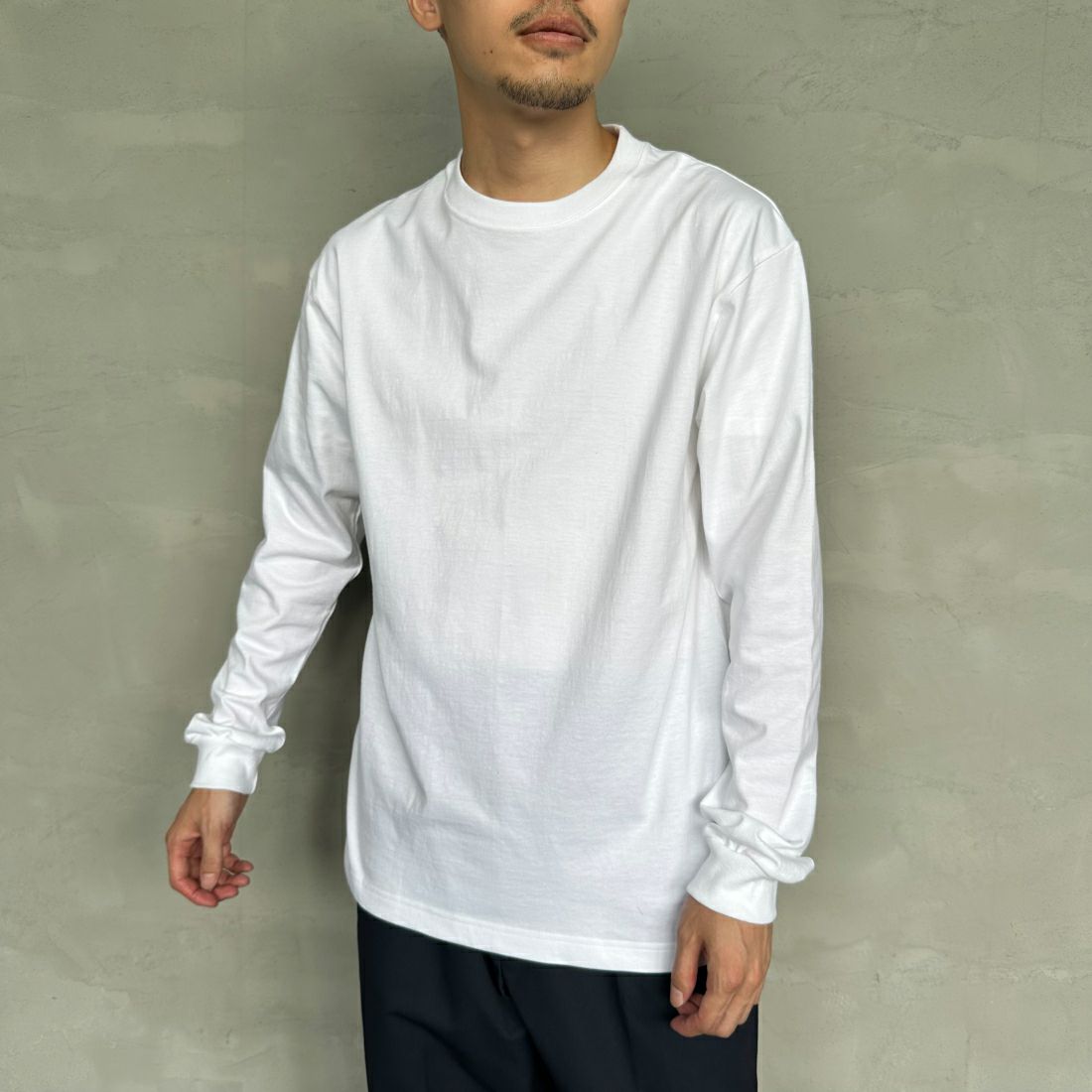 Hanes [ヘインズ] BEEFY ロングスリーブTシャツ [H5186] 010 ﾎﾜｲﾄ &&モデル身長：168cm 着用サイズ：L&&