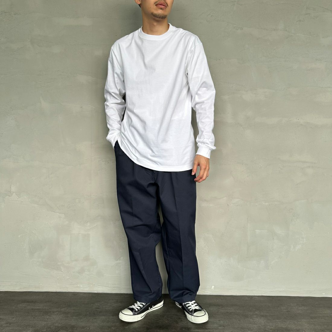 Hanes [ヘインズ] BEEFY ロングスリーブTシャツ [H5186] 010 ﾎﾜｲﾄ &&モデル身長：168cm 着用サイズ：L&&