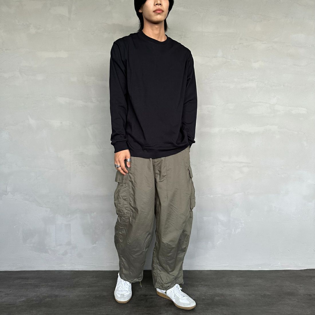 Hanes [ヘインズ] BEEFY ロングスリーブTシャツ [H5186] 090 ﾌﾞﾗｯｸ &&モデル身長：179cm 着用サイズ：XL&&