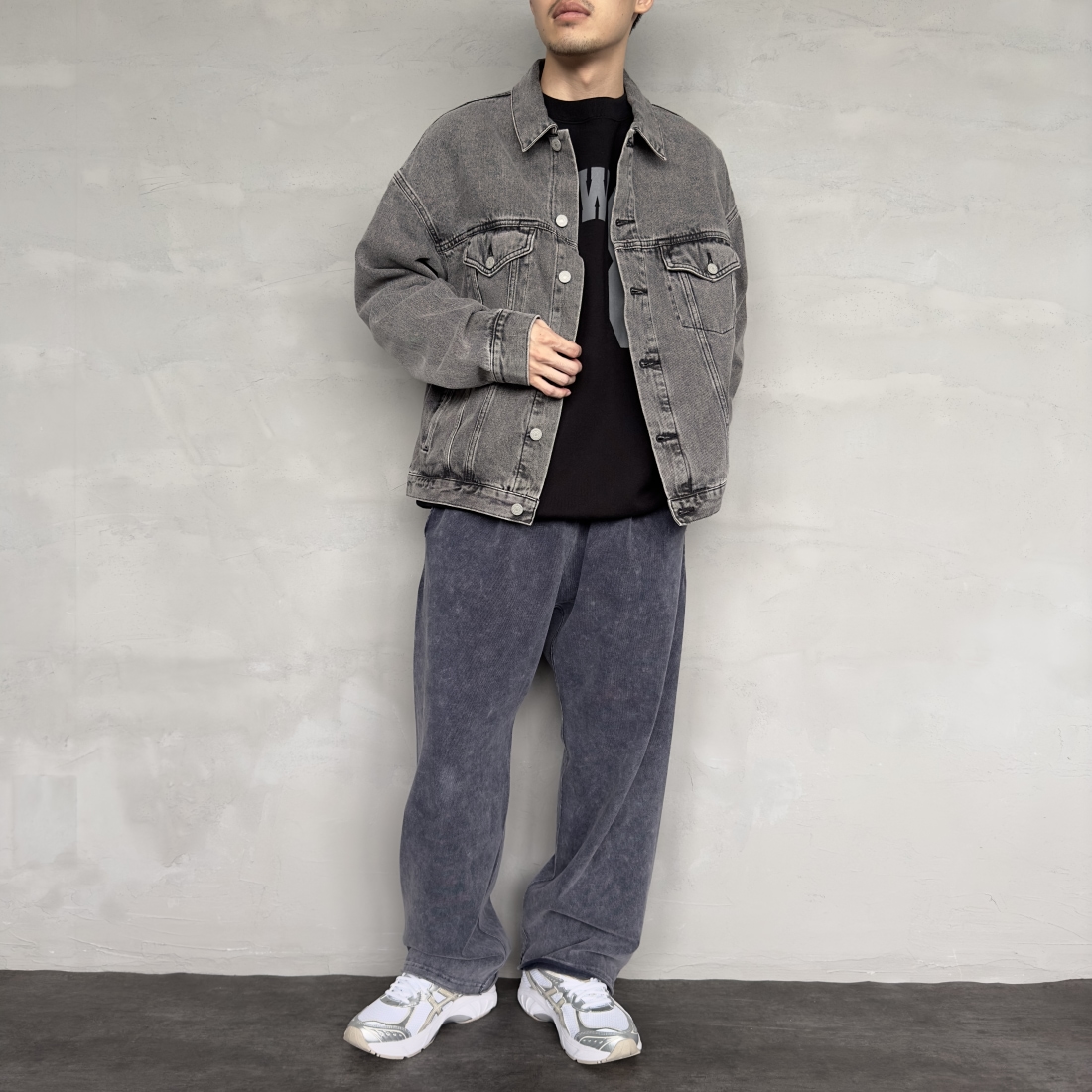 Noir Fabrik [ヌワールファブリック] デニムトラッカージャケット [NF-243-064] ACID BLK&&モデル身長：168cm 着用サイズ：L&&