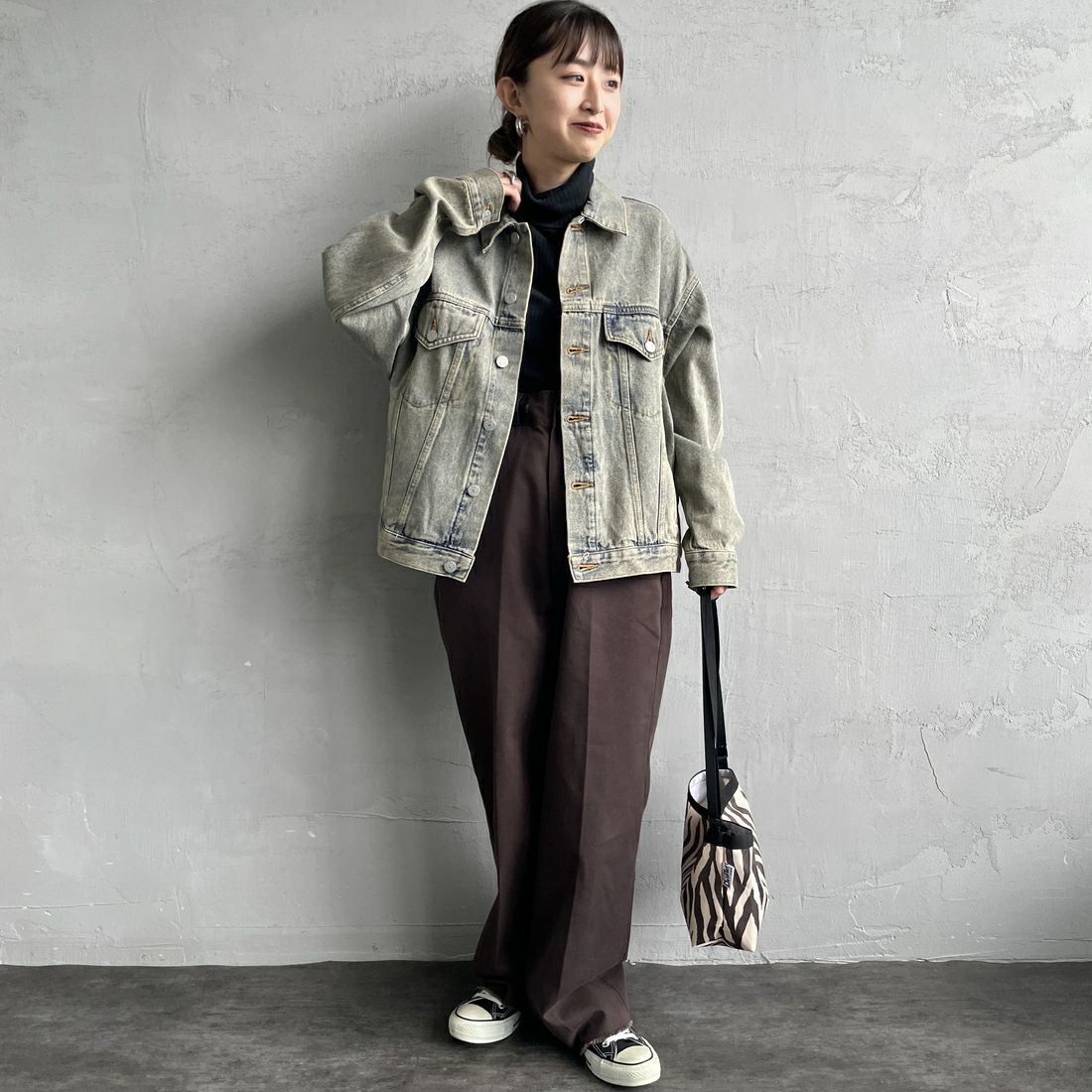 Noir Fabrik [ヌワールファブリック] デニムトラッカージャケット [NF-243-064] T.ACID BLU &&モデル身長：167cm 着用サイズ：XS&&