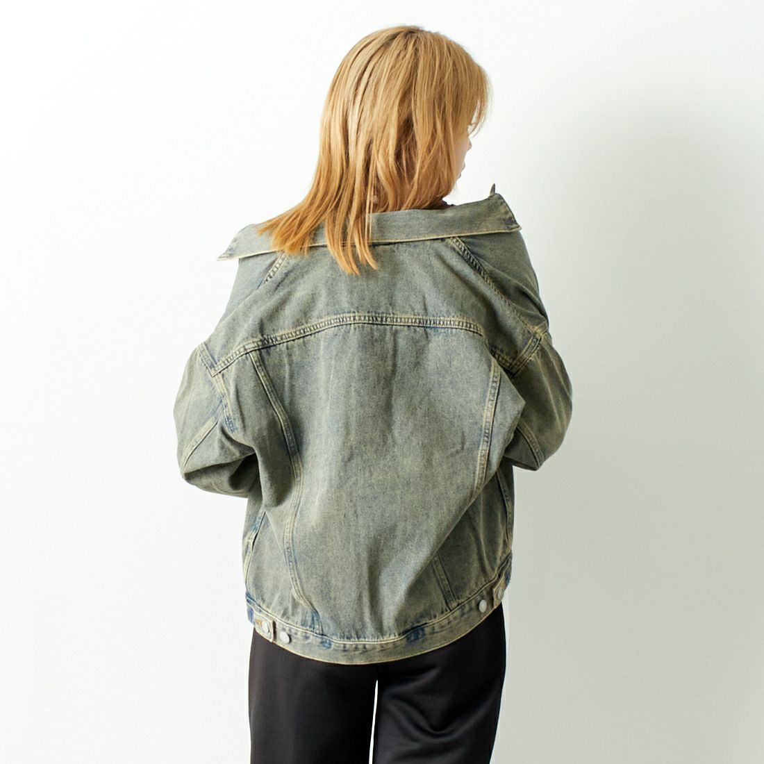 Noir Fabrik [ヌワールファブリック] デニムトラッカージャケット [NF-243-064] T.ACID BLU &&モデル身長：167cm 着用サイズ：XS&&