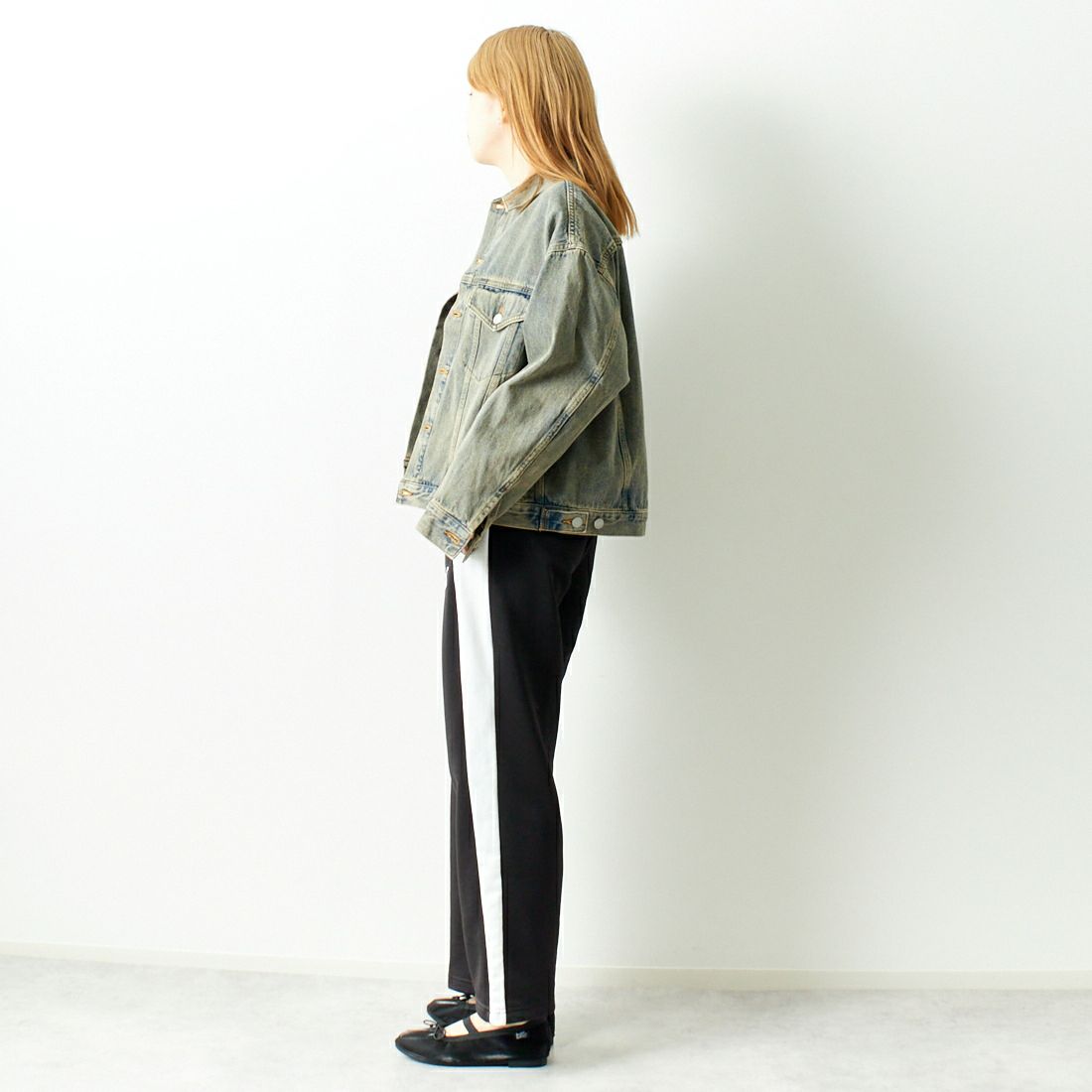 Noir Fabrik [ヌワールファブリック] デニムトラッカージャケット [NF-243-064] T.ACID BLU &&モデル身長：167cm 着用サイズ：XS&&