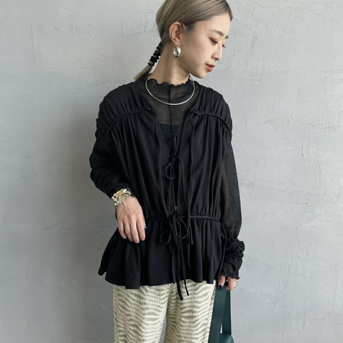 09 BLACK&&モデル身長：150cm 着用サイズ：F&&