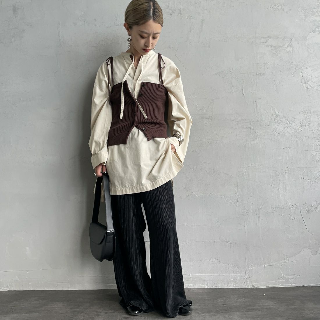 By/m [バイエム] マルチWAY フロントボタン リブニットビスチェ [24131017] 28 BROWN &&モデル身長：150cm 着用サイズ：F&&
