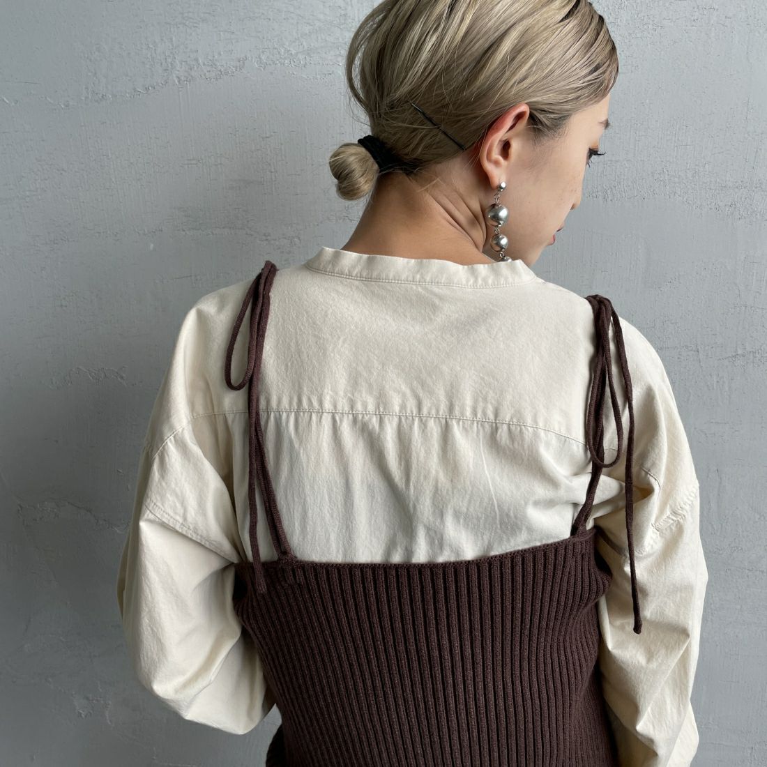 By/m [バイエム] マルチWAY フロントボタン リブニットビスチェ [24131017] 28 BROWN &&モデル身長：150cm 着用サイズ：F&&