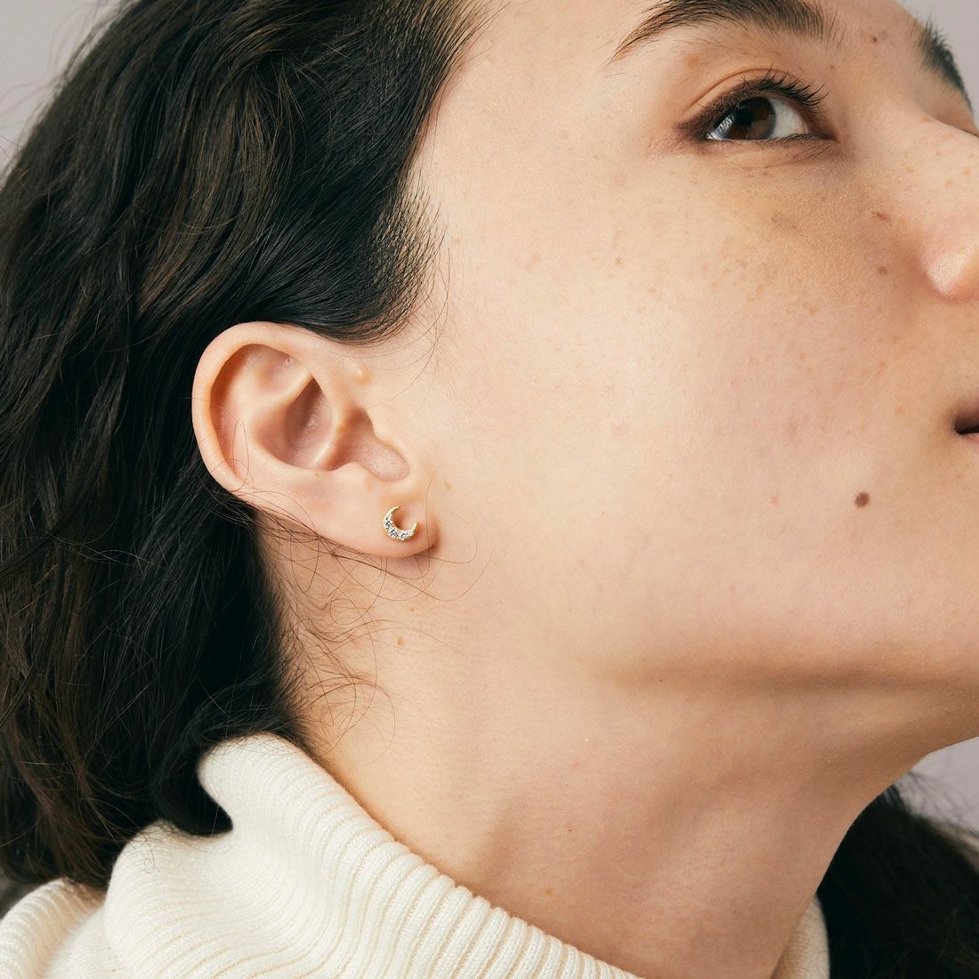 Baqless [バックレス] オネストリー ルナゴールドピアス [CZ-LU-WH-YG] GOLD