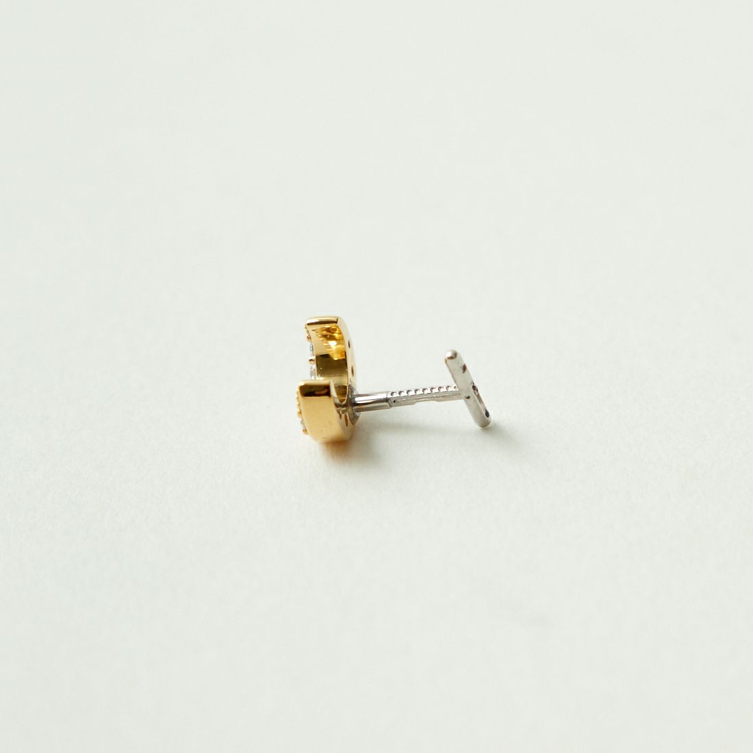 Baqless [バックレス] オネストリー ルナゴールドピアス [CZ-LU-WH-YG] GOLD