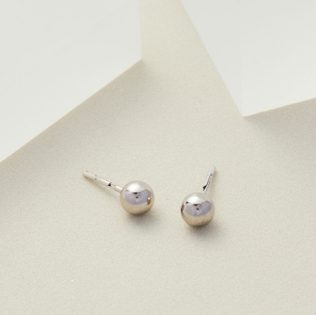 Baqless [バックレス] アミティ ボールシルバーピアス [BQL-BL-SV] SILVER