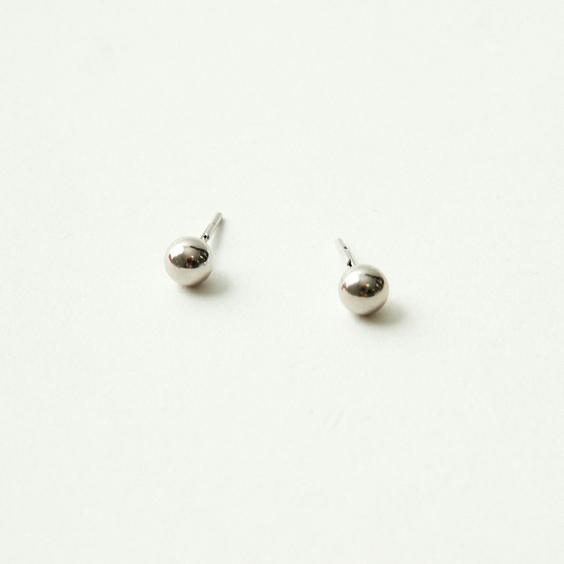 Baqless [バックレス] アミティ ボールシルバーピアス [BQL-BL-SV] SILVER