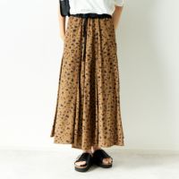 77 ﾌﾞﾗｳﾝ&&モデル身長：167cm 着用サイズ：F&&