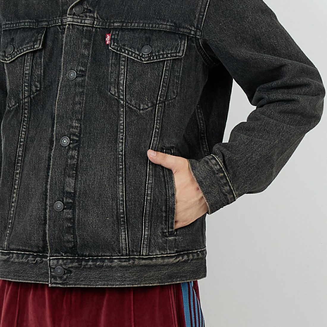 LEVI'S [リーバイス] トラッカージャケット [72334-05] 84 BLOW AW &&モデル身長：179cm 着用サイズ：M&&