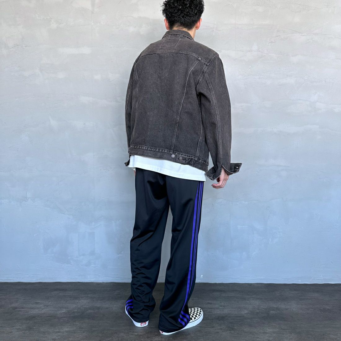LEVI'S [リーバイス] トラッカージャケット [72334-05] 84 BLOW AW&&モデル身長：168cm 着用サイズ：M&&