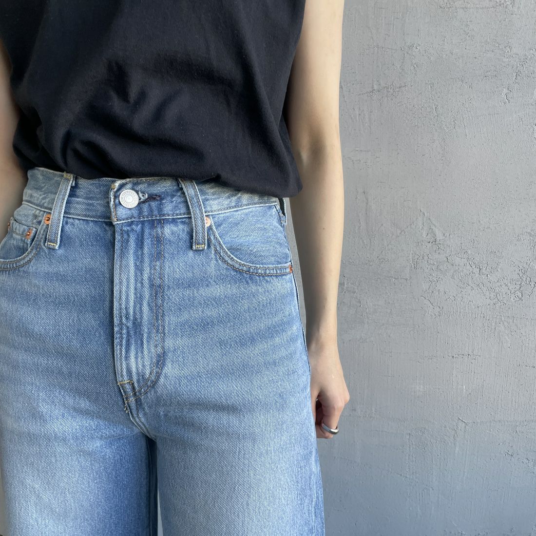 LEVI'S [リーバイス] リブケージ ワイドレッグ [A6081-00] 20 NOT THE &&モデル身長：158cm 着用サイズ：24&&