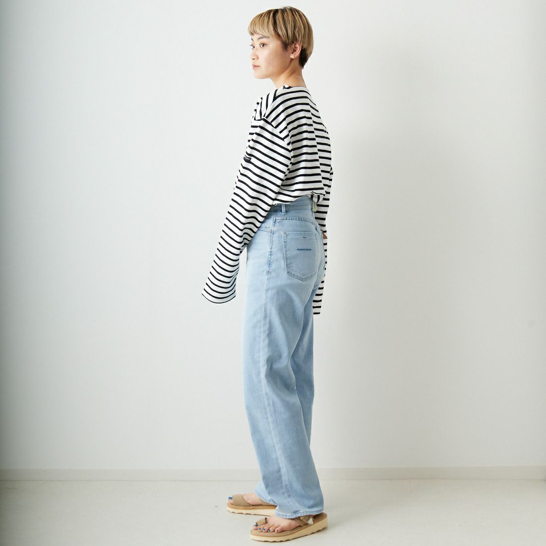 ST.JAMES [セントジェームス] バスクロングスリーブTシャツ [OUESSANT] ECR/NOI &&モデル身長：160cm 着用サイズ：7&&