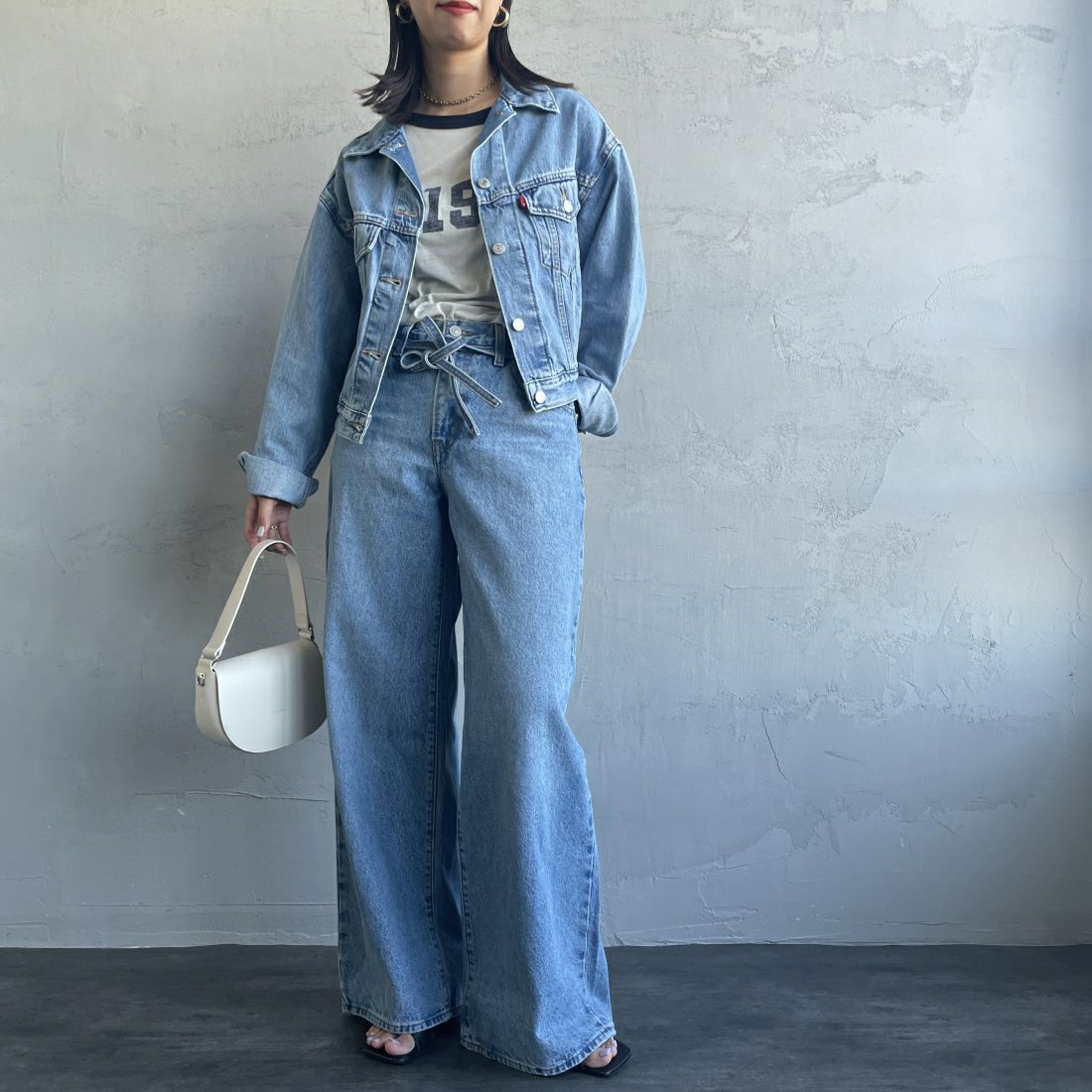 LEVI'S [リーバイス] XL ストレートデニム [A8701-00] 04 THANKS &&モデル身長：163cm 着用サイズ：26&&