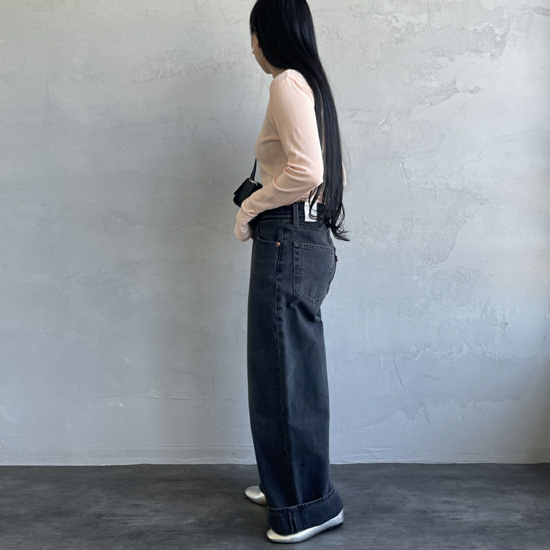 LEVI'S [リーバイス] XL ストレートデニム [A8701-00] 03 INFLUME &&モデル身長：156cm 着用サイズ：26&&