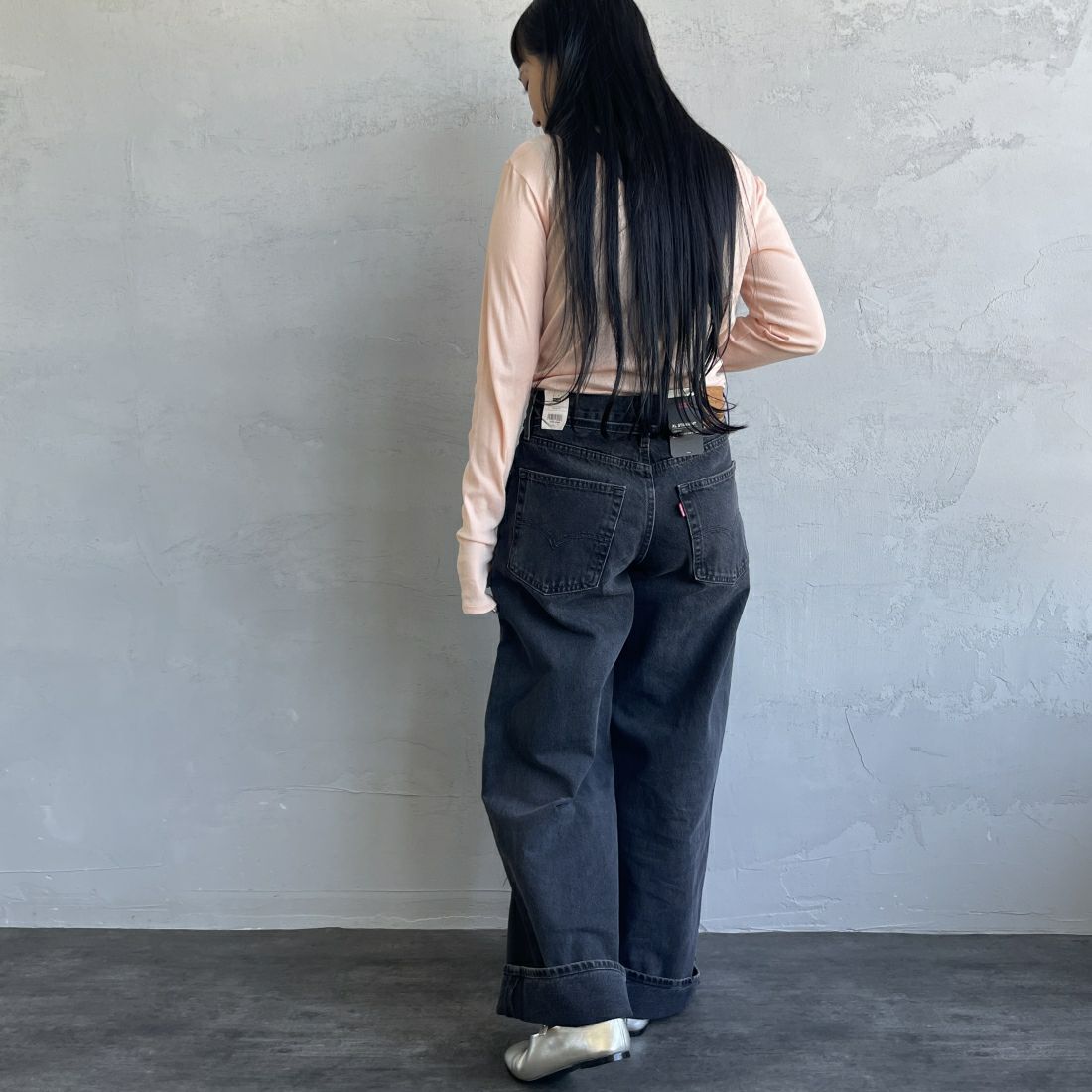 LEVI'S [リーバイス] XL ストレートデニム [A8701-00] 03 INFLUME &&モデル身長：156cm 着用サイズ：26&&