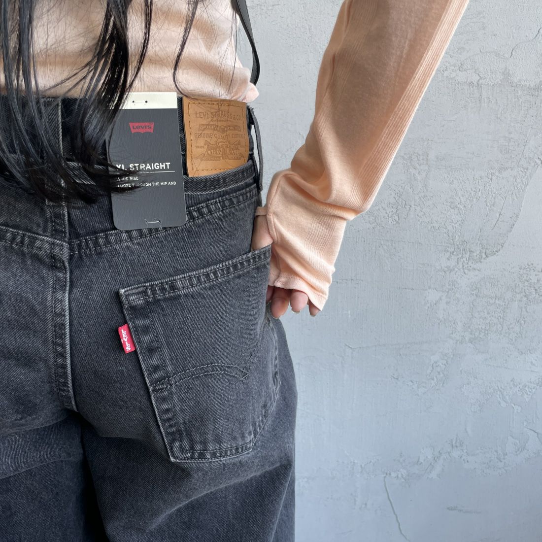 LEVI'S [リーバイス] XL ストレートデニム [A8701-00] 03 INFLUME &&モデル身長：156cm 着用サイズ：26&&