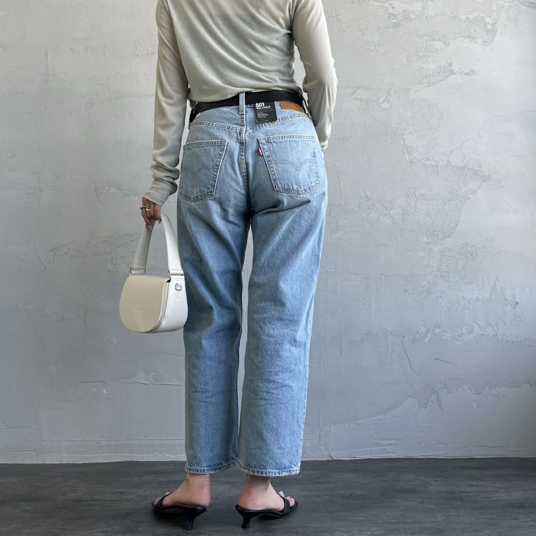 LEVI'S [リーバイス] 90S 501アンクルデニム [A9150-00] 01 BY YOUR &&モデル身長：163cm 着用サイズ：26&&