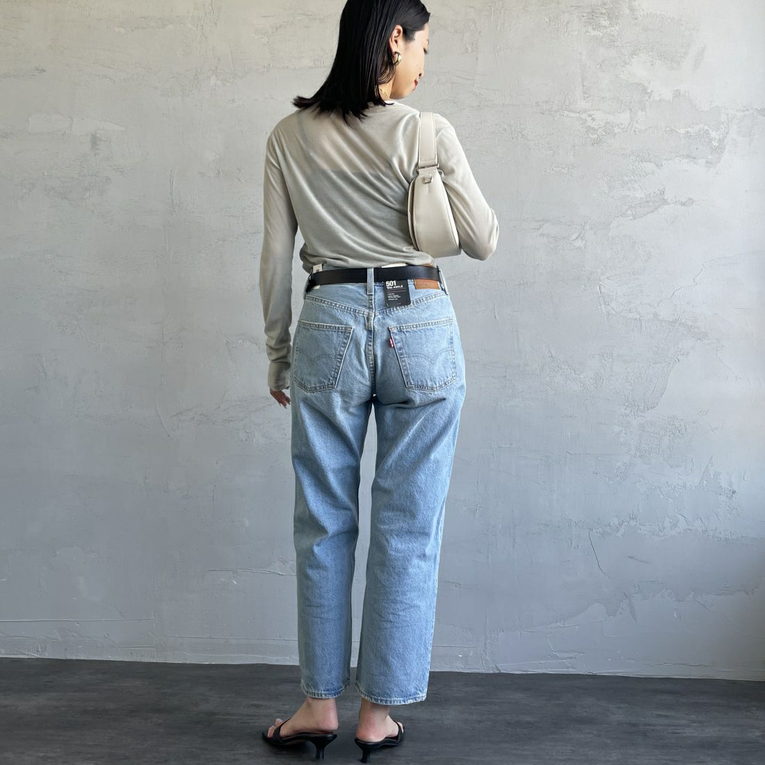 LEVI'S [リーバイス] 90S 501アンクルデニム [A9150-00] 01 BY YOUR &&モデル身長：163cm 着用サイズ：26&&