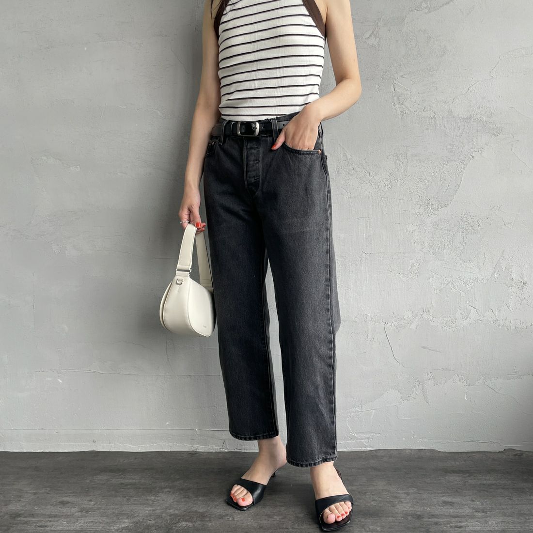 LEVI'S [リーバイス] 90S 501アンクルデニム [A9150-00] 00 SMOOTH &&モデル身長：160cm 着用サイズ：26&&