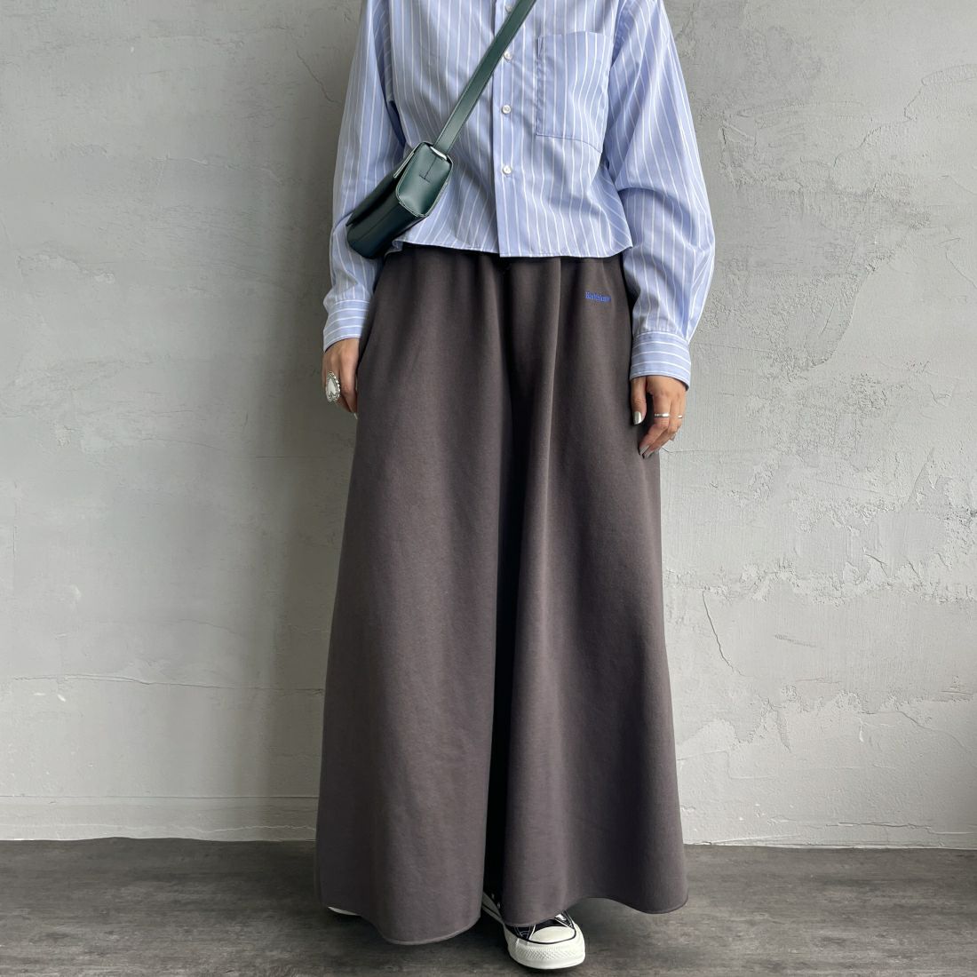 CHARCOAL&&モデル身長：156cm 着用サイズ：M&&