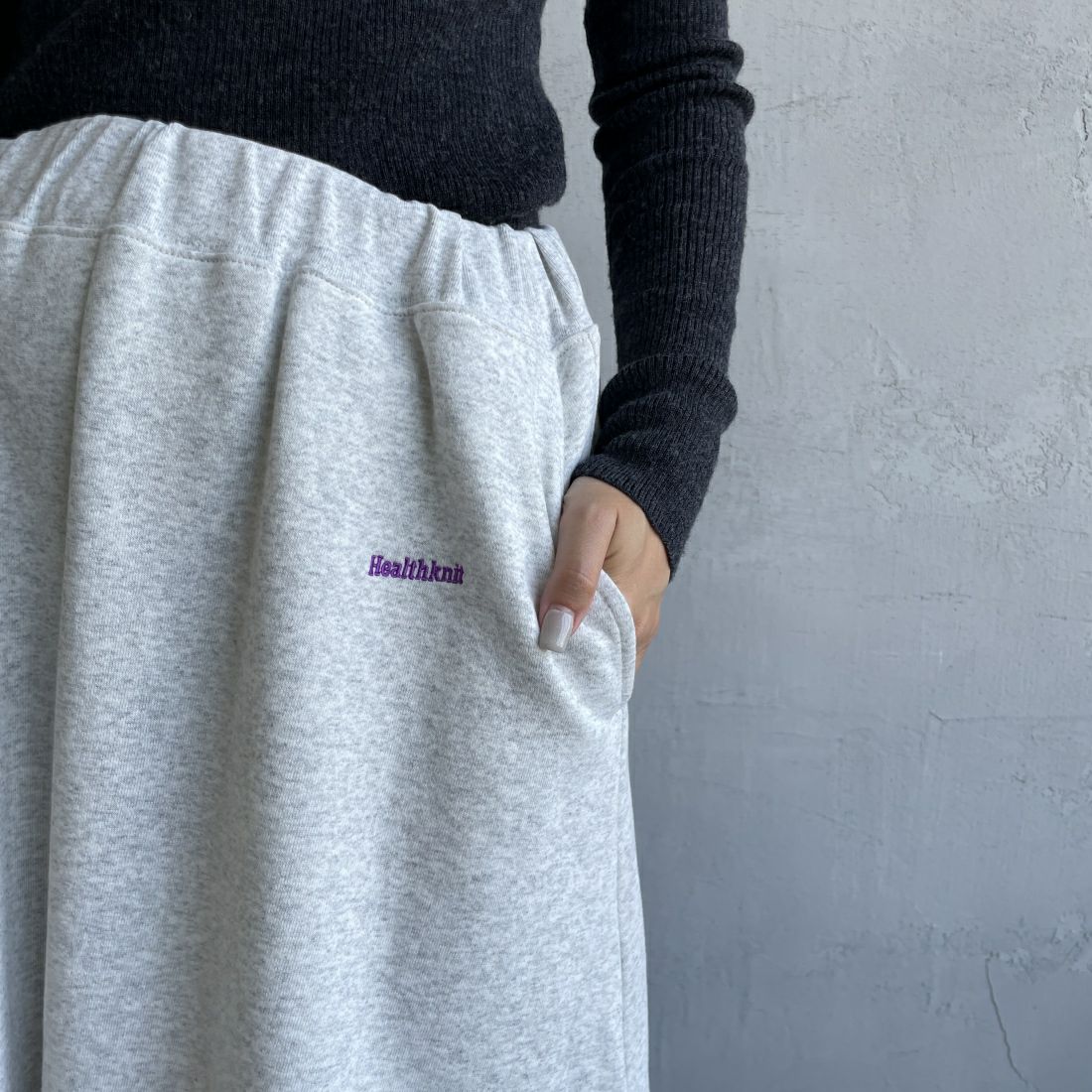 Health knit [ヘルスニット] 別注 クラシックスウェット マキシ丈フレアスカート [HR24F-L023IN-JF] H.GRAY &&モデル身長：163cm 着用サイズ：M&&
