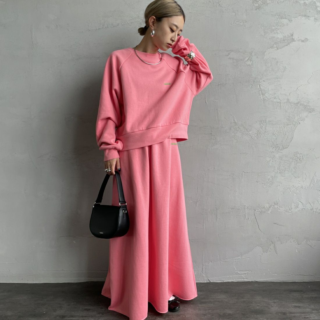Health knit [ヘルスニット] 別注 クラシックスウェット マキシ丈フレアスカート [HR24F-L023IN-JF] PINK &&モデル身長：150cm 着用サイズ：M&&
