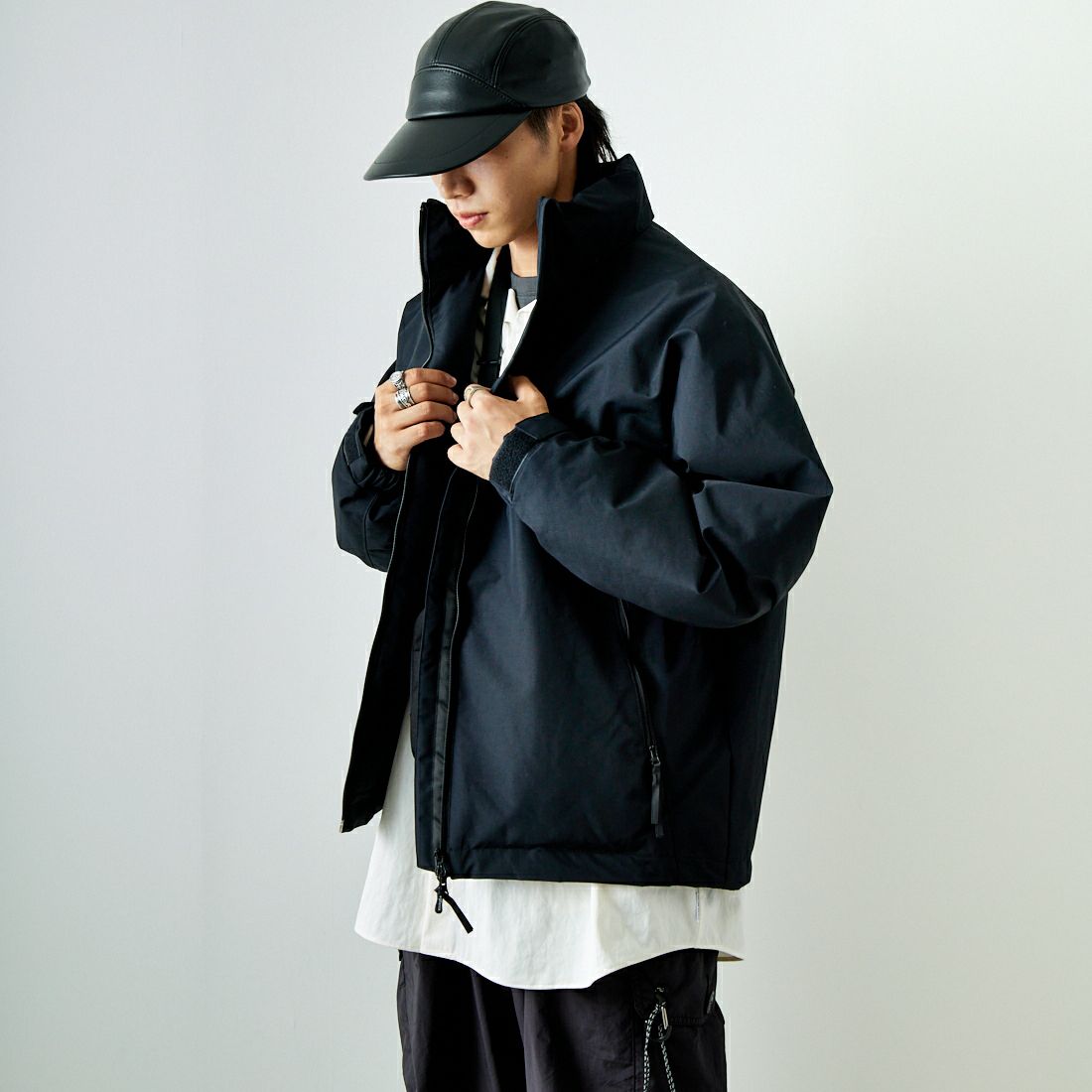 +phenix [プラスフェニックス] 別注 LEVEL7 ダウンジャケット [POO-24037IN-JF] BLACK &&モデル身長：179cm 着用サイズ：L&&