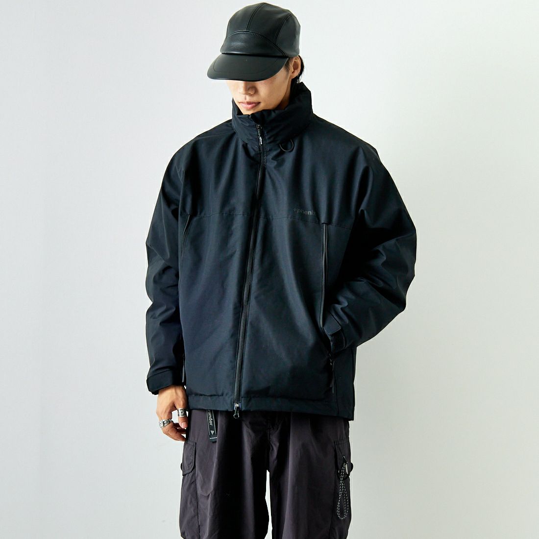 +phenix [プラスフェニックス] 別注 LEVEL7 ダウンジャケット [POO-24037IN-JF] BLACK &&モデル身長：179cm 着用サイズ：L&&