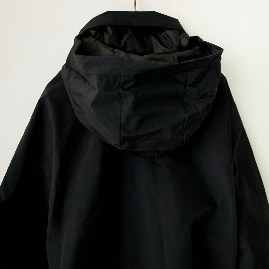 +phenix [プラスフェニックス] 別注 LEVEL7 ダウンジャケット [POO-24037IN-JF] BLACK