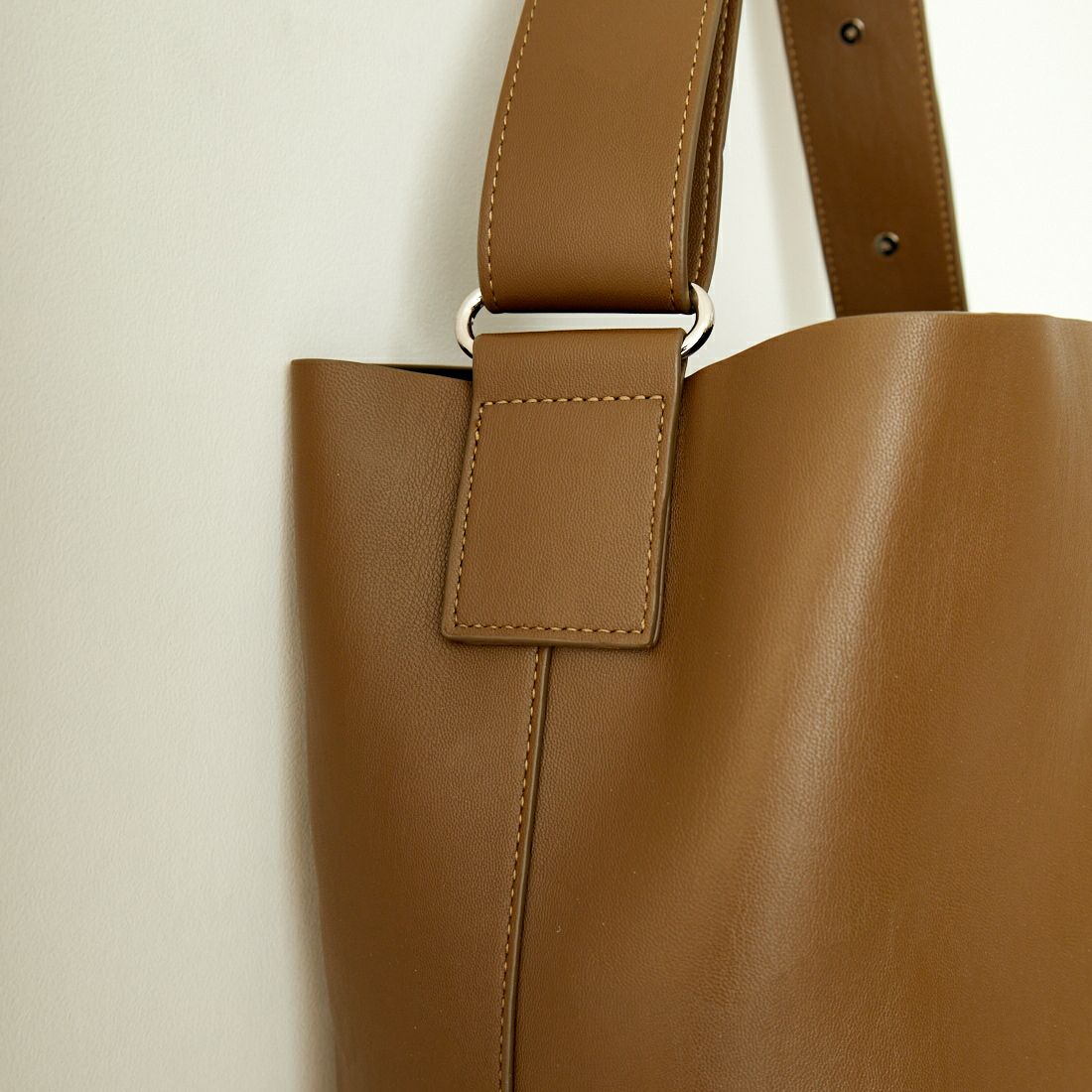 &MyuQ [アンドミューク] JUNO バケツ型トートバッグ [MCB071] KHAKI