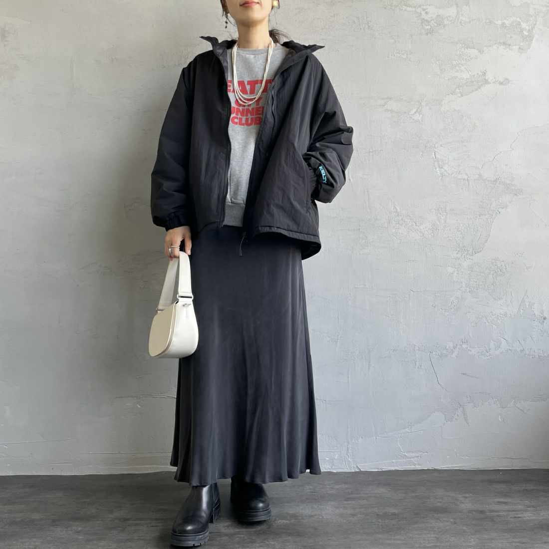 KELTY [ケルティ] 別注 中綿入り オーバーサイズナイロンジャケット [KE243W10IN01-JF] BLACK &&モデル身長：160cm 着用サイズ：M&&
