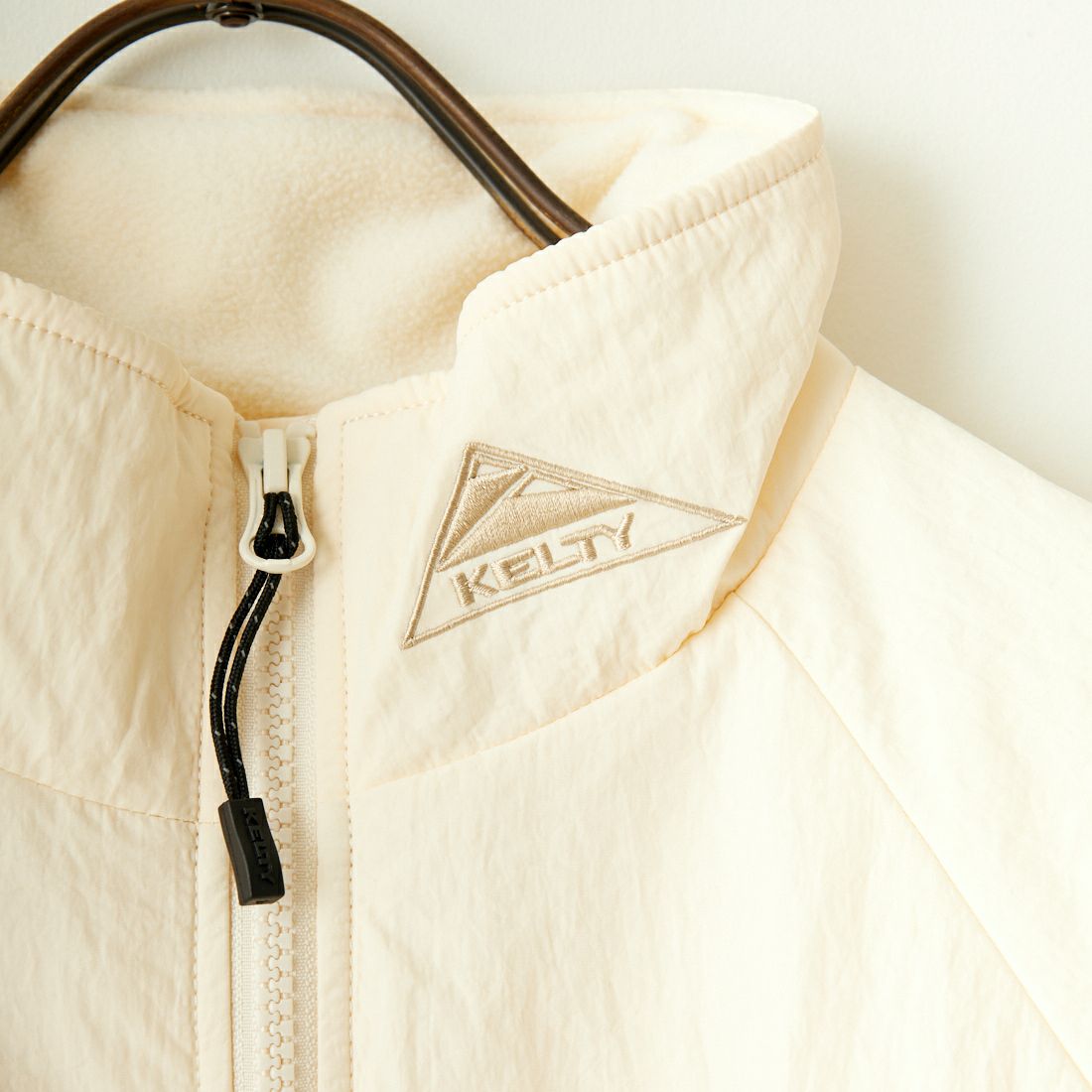 KELTY [ケルティ] 別注 中綿入り オーバーサイズナイロンジャケット [KE243W10IN01-JF] IVORY