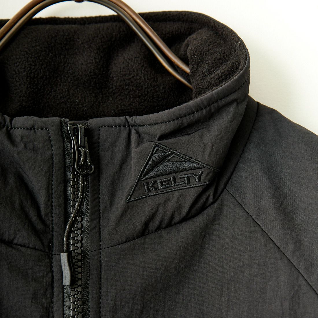 KELTY [ケルティ] 別注 中綿入り オーバーサイズナイロンジャケット [KE243W10IN01-JF] BLACK