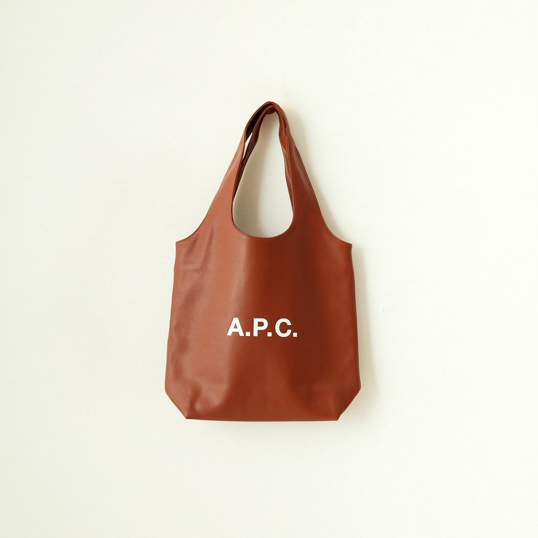 A.P.C. [アー・ペー・セー] Ninon トートバッグ スモール [TOTE-NINON-SMALL]