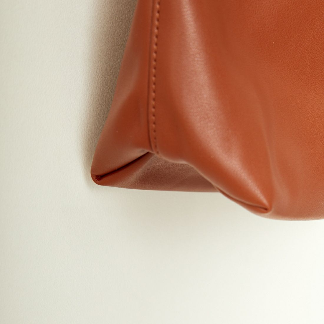 A.P.C. [アー・ペー・セー] Ninon トートバッグ スモール [TOTE-NINON-SMALL] 86 NOISETT