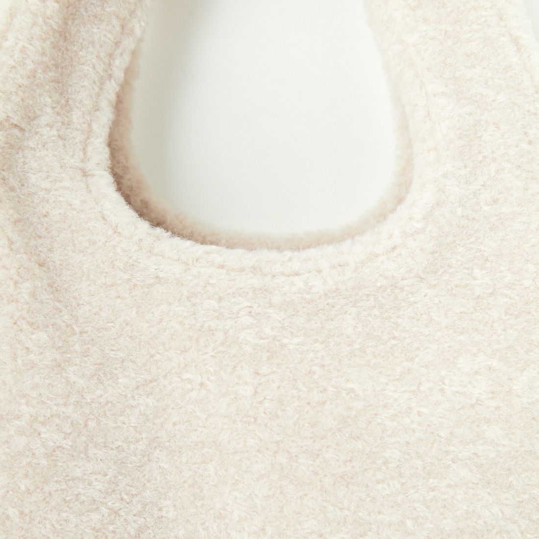 A.P.C. [アー・ペー・セー] Ninon トートバッグ スモール [TOTE-NINON-SMALL] 83 BEIGE