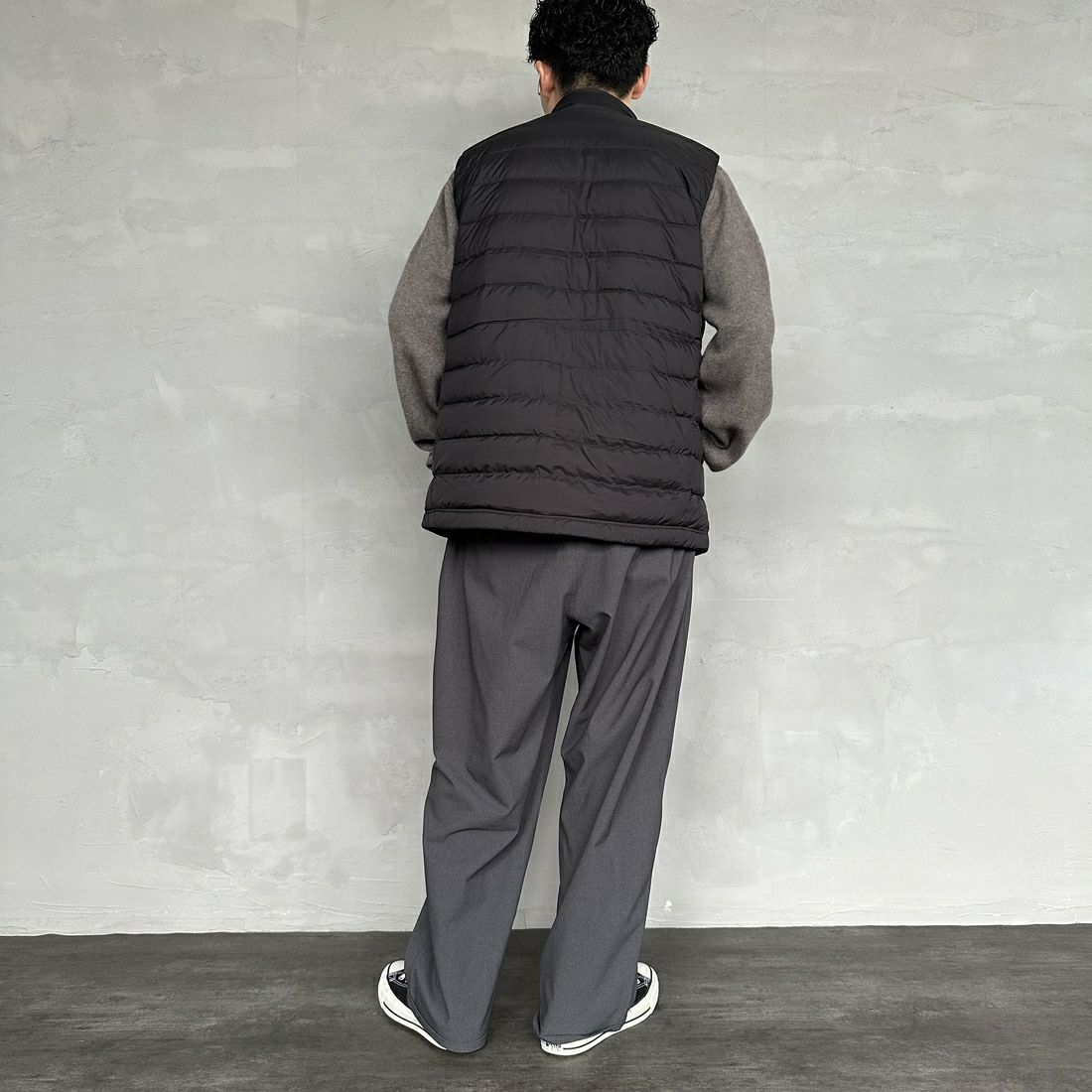 DANTON [ダントン] スタンドカラー ミドルダウンベスト [DT-A0565NRP] BLACK &&モデル身長：168cm 着用サイズ：L&&