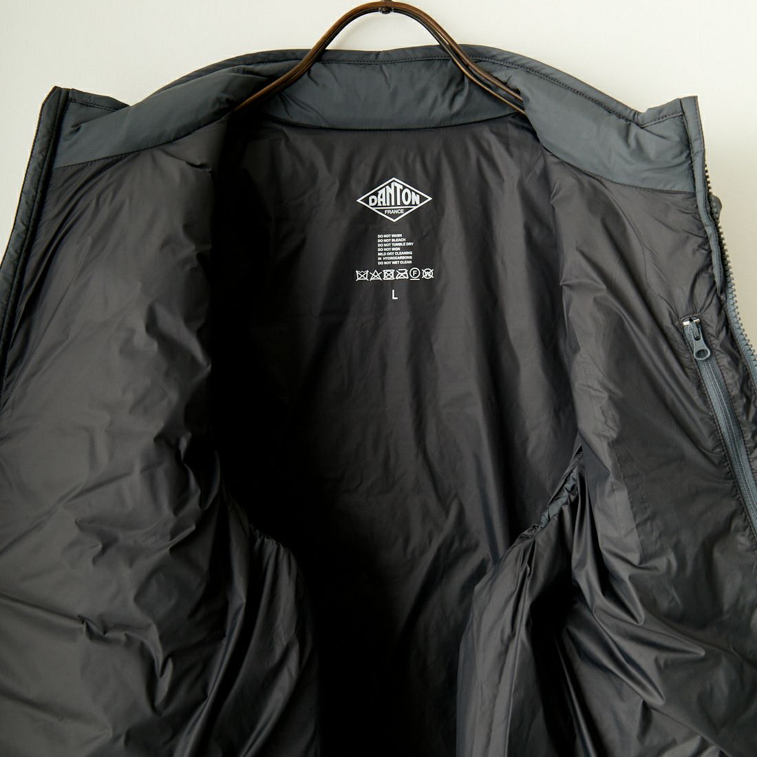 DANTON [ダントン] スタンドカラー ミドルダウンベスト [DT-A0565NRP] M.GREY