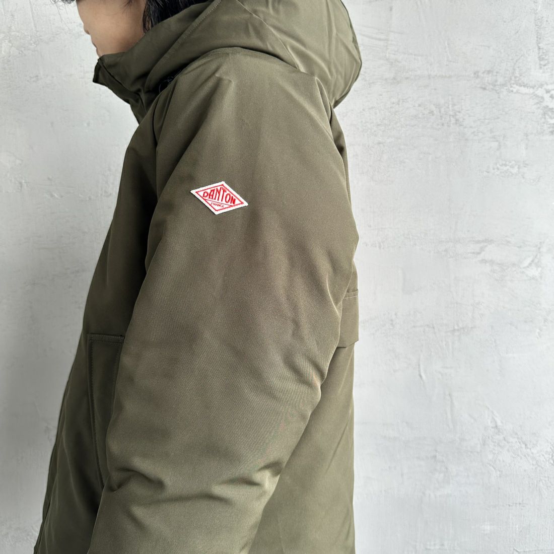 DANTON [ダントン] アーミー タッサーダウンジャケット [DT-A0030TET]	OLIVE &&モデル身長：179cm 着用サイズ：M&&