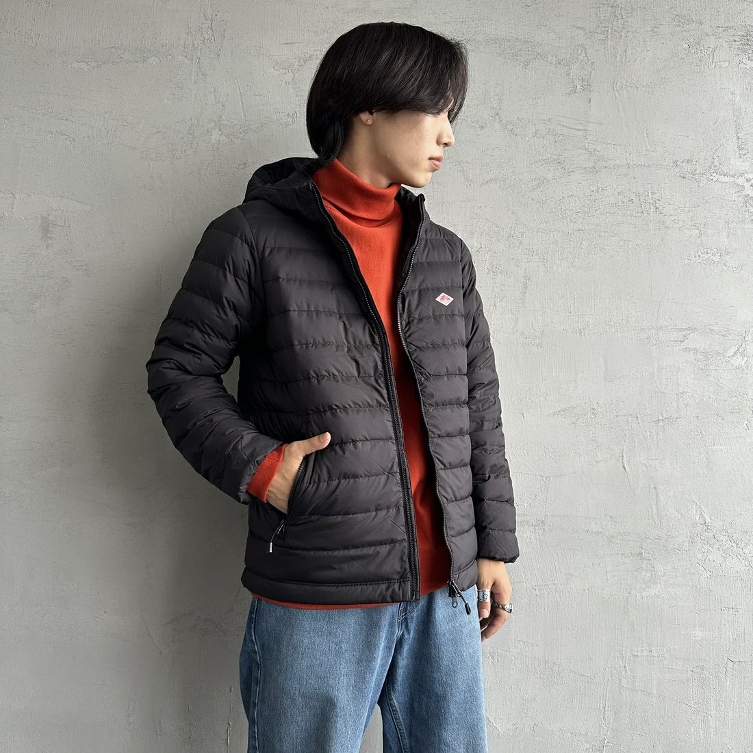 DANTON [ダントン] ミドルダウンフードジャケット [DT-A0564NRP] BLACK &&モデル身長：179cm 着用サイズ：S&&