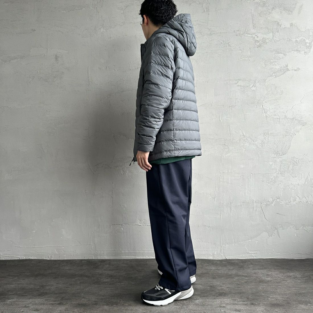 DANTON [ダントン] ミドルダウンフードジャケット [DT-A0564NRP] M.GREY &&モデル身長：168cm 着用サイズ：M&&