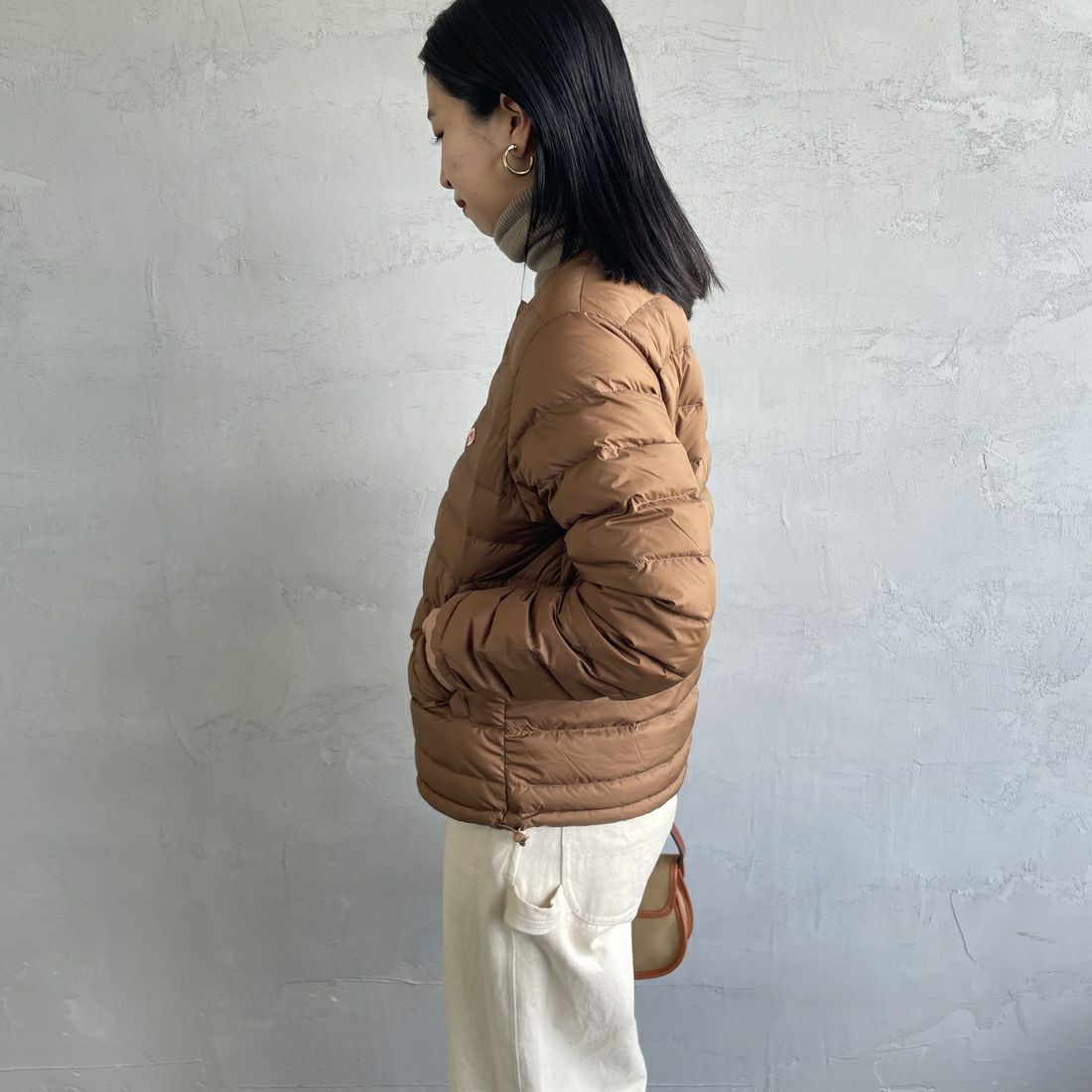 DANTON [ダントン] クルーネック インナーダウンジャケット [DT-A0001NNF] LT.BROWN &&モデル身長：163cm 着用サイズ：M&&