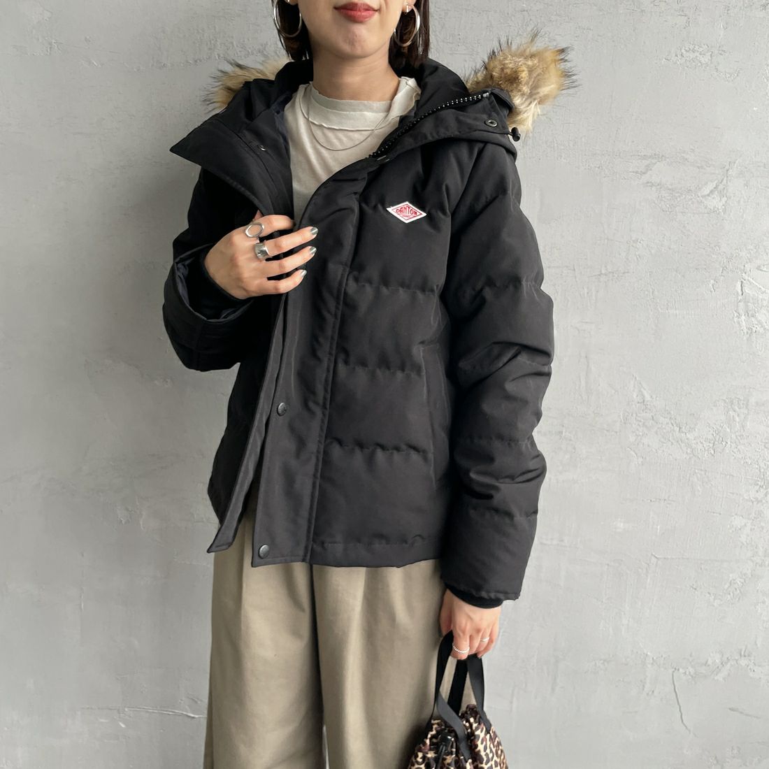 BLACK&&モデル身長：159cm 着用サイズ：S&&