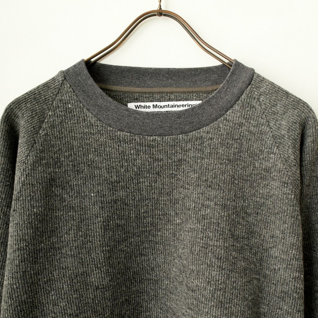 White Mountaineering [ホワイトマウンテニアリング] ラグランプルオーバー [WM2473511] CHARCOAL