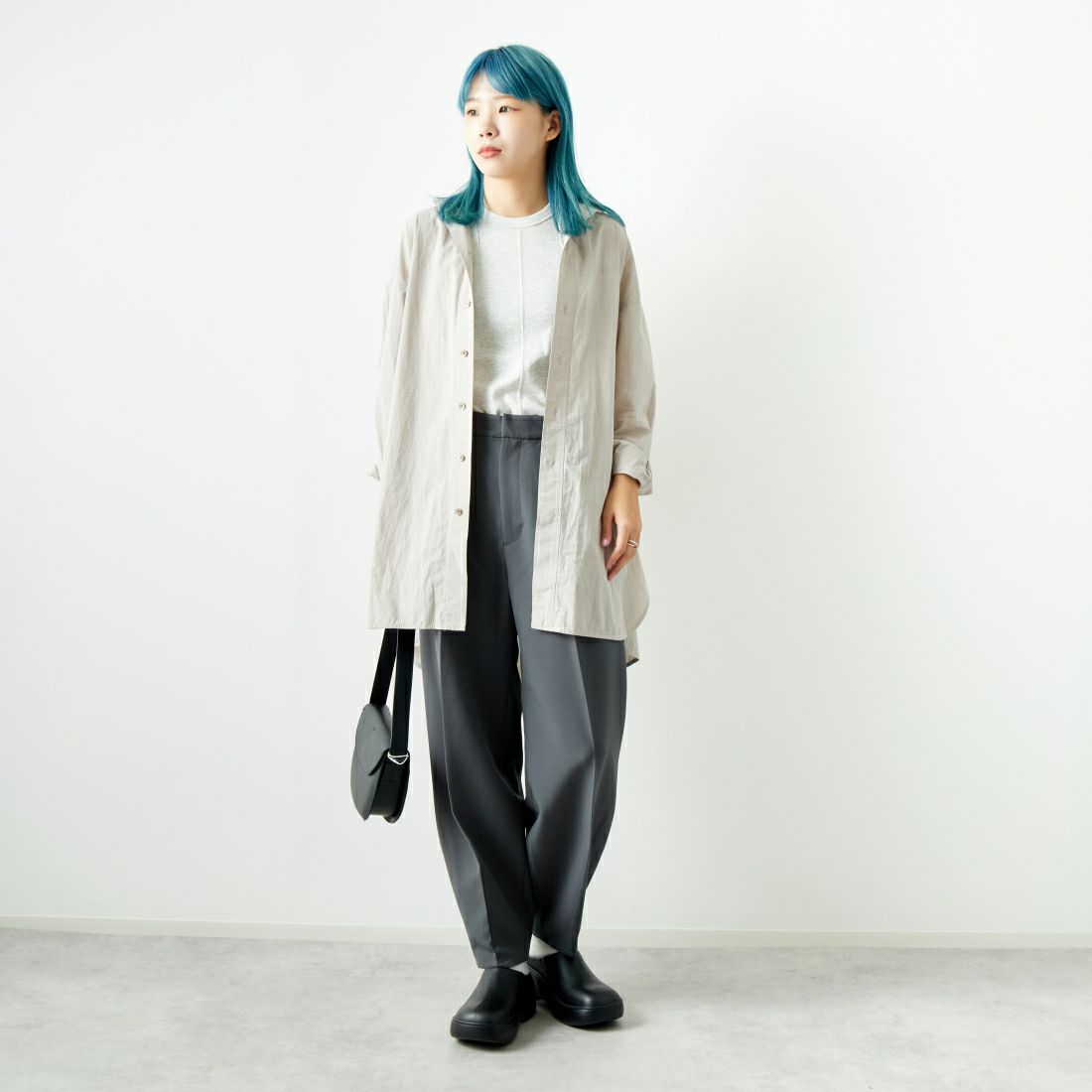 USINE [ユジーヌ] タックパンツ [2430302] CHARCOAL &&モデル身長：167cm 着用サイズ：1&&