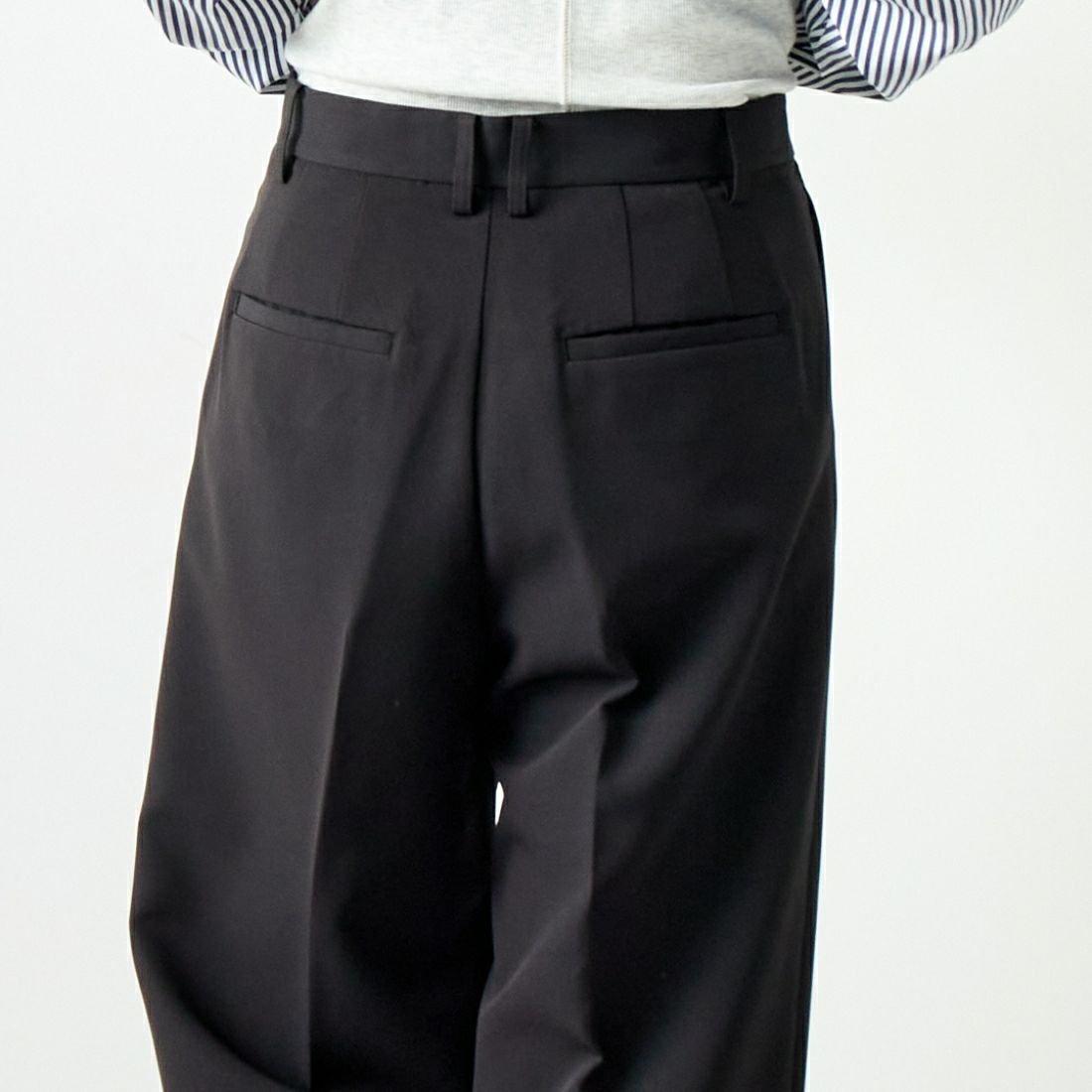 USINE [ユジーヌ] タックパンツ [2430302] BLACK